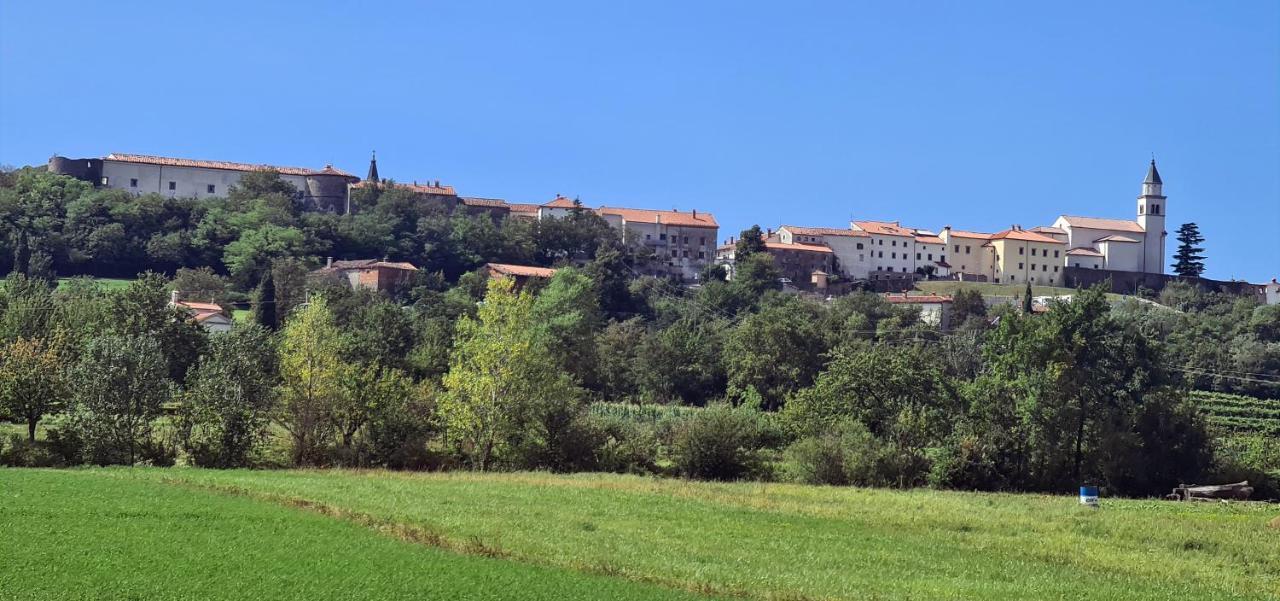 Apartma In Soba Vipavski Kriz Ajdovščina Bagian luar foto