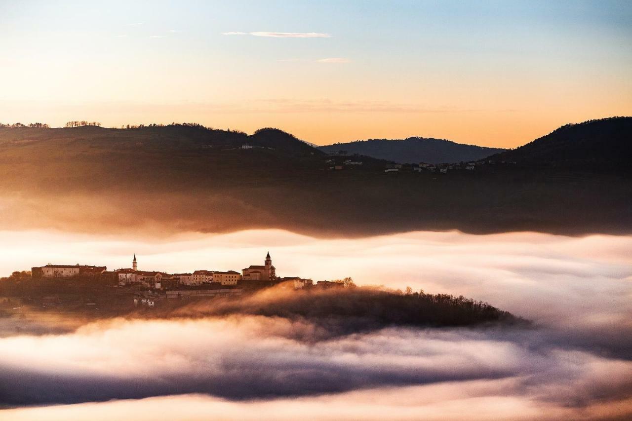 Apartma In Soba Vipavski Kriz Ajdovščina Bagian luar foto
