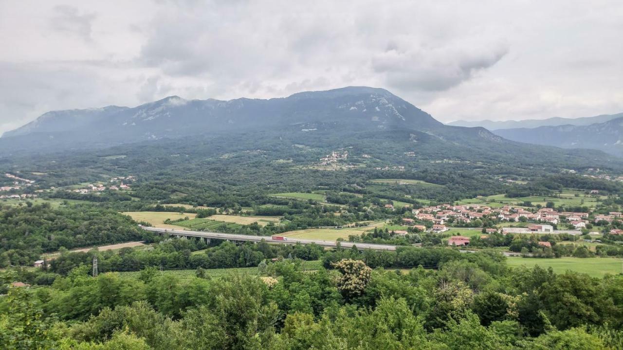 Apartma In Soba Vipavski Kriz Ajdovščina Bagian luar foto